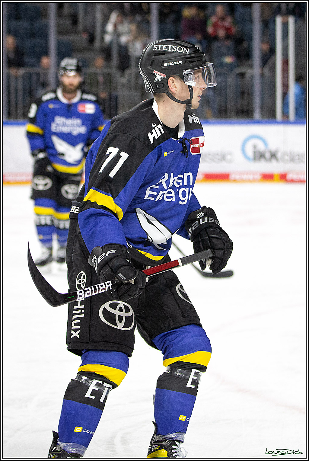 PENNY DEL; Koelner Haie- Fishtown Pinguins Bremerhaven; Koeln, 23.11.2021